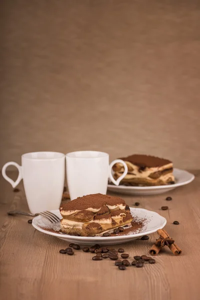 Un pastel de Tiramisú — Foto de Stock