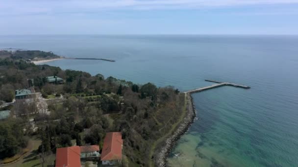 Bulgaristan Varna Kenti Yakınlarındaki Karadeniz Kıyısındaki Güzel Kumlu Sahili Panoramik — Stok video
