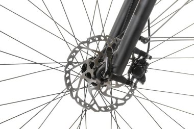 Motosiklet fren diskinin bir parçası beyaza izole edilmiş. Ön tekerlek dingil fren sönümleyicisinin ayrıntıları.