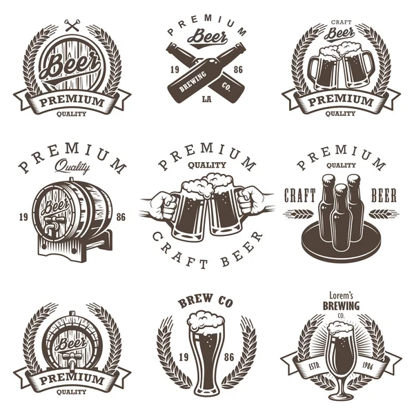 Uppsättning av vintage öl bryggeri emblem — Stock vektor