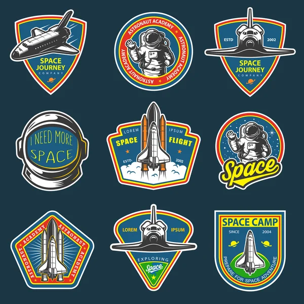 Vintage alanı ve astronot rozetleri kümesi