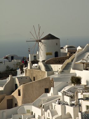 Santorini, Thera ve resmen Thira, Yunanistan