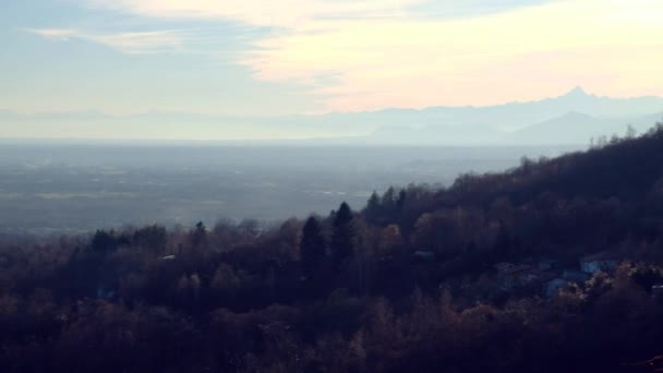 Monviso Alplerinden Vercelli 'ye kadar Torino Vadisi' nin yatay görüntüsü — Stok video