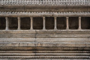 Wat Pra Kaew tapınağındaki Angkor Wat kopyası resmi adı Wat Phra Si Rattana Satsadaram Zümrüt Buddha ile aynı bölgede Büyük Saray 'da seyahat yeridir. Tur konsepti.