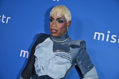 Batı Hollywood, CA USA. 9 Ekim 2025. MISTRs Ulusal PrEP Günü Kutlamasında Monet X Değişikliği