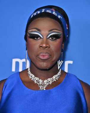 Batı Hollywood, CA USA. 9 Ekim 2025. MISTRs Ulusal PrEP Günü Kutlamasında Sürükleme Kraliçesi Bob