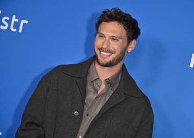 Batı Hollywood, CA USA. 9 Ekim 2025 MISTRs Ulusal PrEP Günü kutlamalarından Cooper Koch