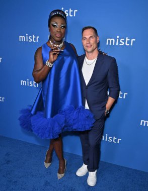 Batı Hollywood, CA USA. 9 Ekim 2025. Bob Drag Queen, Tristan Schukraft MISTRs Ulusal PrEP Günü Kutlamasında