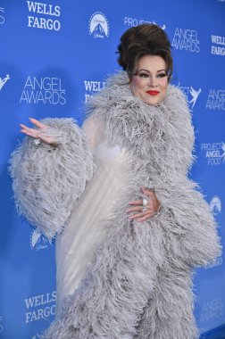 Los Angeles, CA USA. 26 Eylül 2025. Jennifer Tilly, Angel Gıda Projesi 2025 Angel Ödülleri. Fotoğraf: Michael Mattes