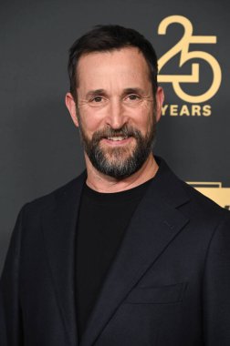 Beverly Hills, CA USA. 27 Ekim 2025. Noah Wyle 2025 Norman Lear Ödülleri 'nde