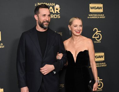 Beverly Hills, CA USA. 27 Ekim 2025. Noah Wyle, Katherine LaNasa 2025 Norman Lear Ödülleri 'nde.