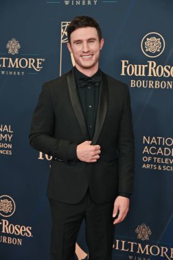 Pasadena, CA USA. 17 Ekim 2025. Hank Northrop 52. Geleneksel Gündüz Emmy Ödülleri 'nde