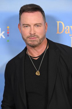 Kuzey Hollywood, CA USA. 8 Kasım 2025. Eric Martsolf Hayatımızın Günleri 'nde 60. yıldönümünü kutluyor.