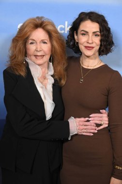 Kuzey Hollywood, CA USA. 8 Kasım 2025. Suzanne Rogers, Linsey Godfrey Hayatımızın Günleri 'nde 60. yıldönümü kutlamasında.