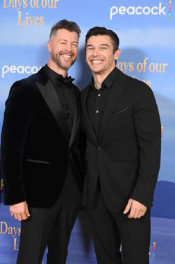 Kuzey Hollywood, CA USA. 8 Kasım 2025. Dan Feuerriegel, Paul Telfer Hayatımızın Günleri 'nde 60. yıldönümünü kutluyor.