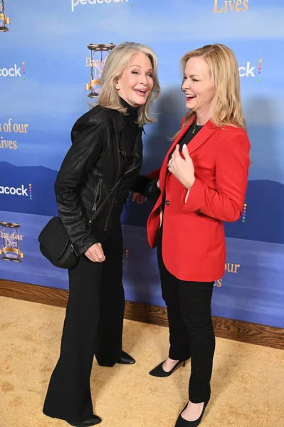 Kuzey Hollywood, CA USA. 8 Kasım 2025. Deidre Hall, Martha Madison Hayatımızın Günleri 'nde 60. yıldönümü kutlamalarında.