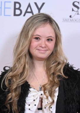 Burbank, CA USA. 10 Aralık 2025. Kennedy Garcia, The Bay Sezon 10 Bölüm 10