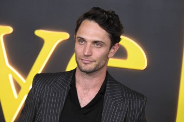 Hollywood, CA USA. 28 Ekim 2025. HBO LA Premiere Organizasyonu 'nda Colin Woodell. Fotoğraf: Michael Mattes