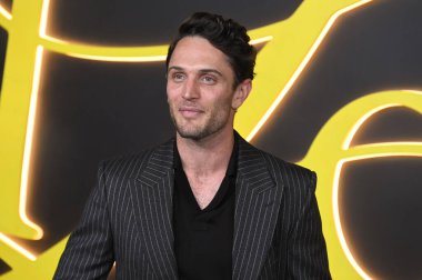 Hollywood, CA USA. 28 Ekim 2025. HBO LA Premiere Organizasyonu 'nda Colin Woodell. Fotoğraf: Michael Mattes