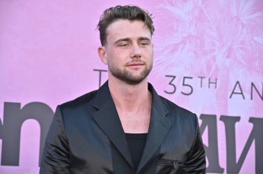 Studio City, CA USA. 11 Ekim 2025. Harry Jowsey 35. Geleneksel EMA Ödülleri Galasında