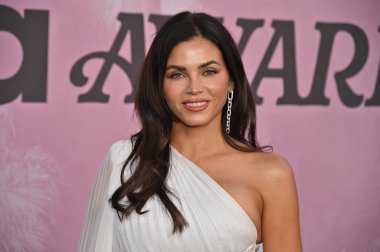 Studio City, CA USA. 11 Ekim 2025. Jenna Dewan 35. Geleneksel EMA Ödülleri Galasında
