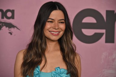 Studio City, CA USA. 11 Ekim 2025. Miranda Cosgrove 35. Geleneksel EMA Ödülleri Galasında