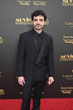 Hollywood, CA USA. 6 Şubat 2026. Austin Reed Alleman 33. Geleneksel Film Rehberi Ödül Galasında