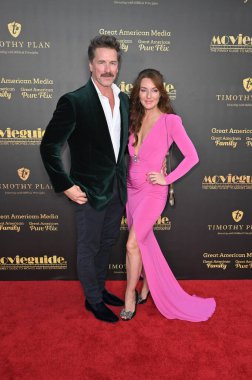 Hollywood, CA USA. 6 Şubat 2026. Paul Greene ve Kate Austin 33. Geleneksel Film Rehberi Ödülleri Galasında.