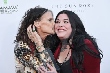 Hollywood, CA USA. 1 Şubat 2026. Steven Tyler, Mia Tyler Janie Grammy Ödülleri İzleme Partisi 'nde.