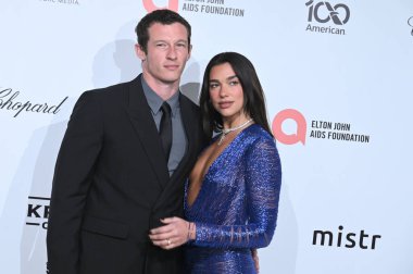 Batı Hollywood, CA USA - 15 Mart 2026: Callum Turner, Dua Lipa 34. Geleneksel Elton John AIDS Vakfı Ödülleri İzleme Partisi 'ne katıldı