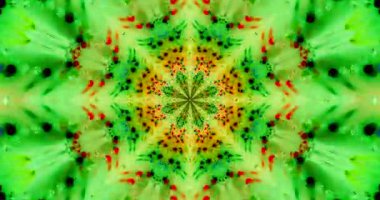 Bu kusursuz döngülü görsel özellikler canlı maviler ve yeşilliklerle dolu büyüleyici bir tünel ekran koruyucuları veya video arkaplanları için mükemmel bir atmosfer yaratıyor..