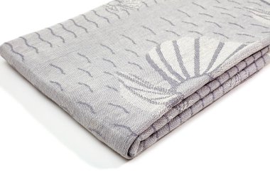 Peshtemal Türk havlusu spa, plaj, havuz, hafif seyahat, sağlıklı moda ve hediyeler için renkli tekstil katlandı. Geleneksel Türk hamamı malzemesi, eşarp