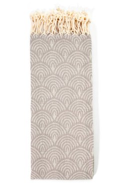 Peshtemal Türk havlusu spa, plaj, havuz, hafif seyahat, sağlıklı moda ve hediyeler için renkli tekstil katlandı. Geleneksel Türk hamamı malzemesi, eşarp