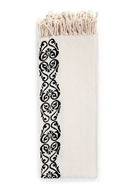 Peshtemal Türk havlusu spa, plaj, havuz, hafif seyahat, sağlıklı moda ve hediyeler için renkli tekstil katlandı. Geleneksel Türk hamamı malzemesi, el yapımı, bej ve taş görünümlü.