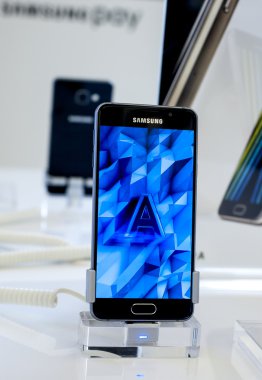 SAMSUNG GALAXY S7 - MOBILE WORLD CONGRESS 2016