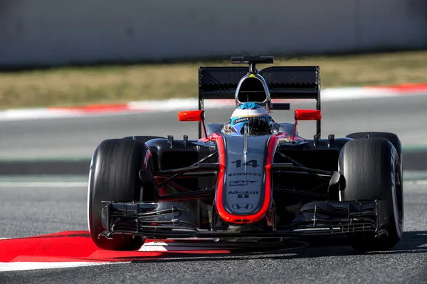 FORMULA ONE TEST DAYS 2015. FERNANDO ALONSO — Stockfoto