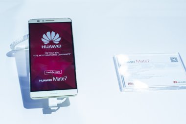 Mobil Dünya Kongresi 2015. Huawei Mate 7