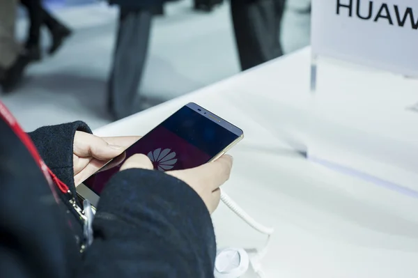 MOBILE WORLD CONGRESS 2015. HUAWEI MEDIA PAD X2 — Stock Photo, Image