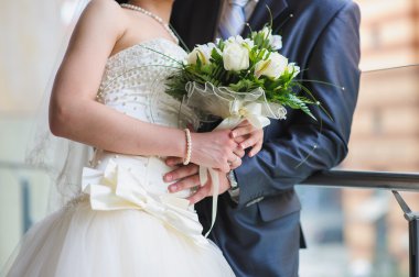 Damat ve gelin buketi ile