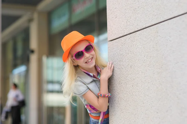 Adorable happy child in sunglasses — Stock Photo, Image