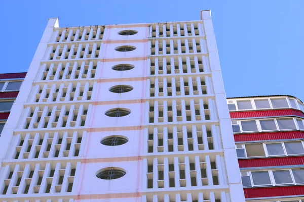 Vista superior de edificios residenciales con balcones — Foto de Stock