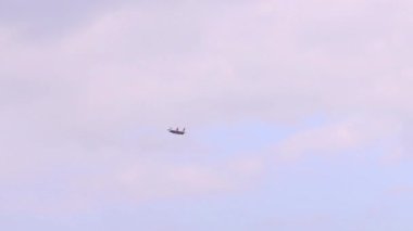 Perm, Rusya - 27 Haziran 2015: Bir Mig 29 avcı uçar gökyüzünde