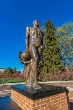Iconic Sparty heykeli, MSU kampüsündeki Spartalılar 'ın maskotu.