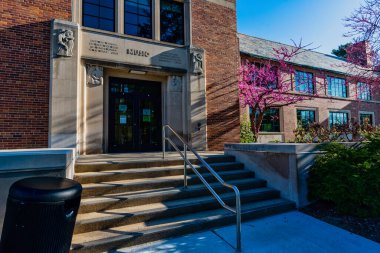 Michigan Eyalet Üniversitesi kampüsündeki müzik binasının görüntüsü
