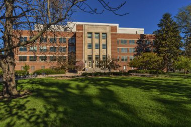 Jenison Fieldhouse kampüsteki Spartan Basketbol 'un eski evi