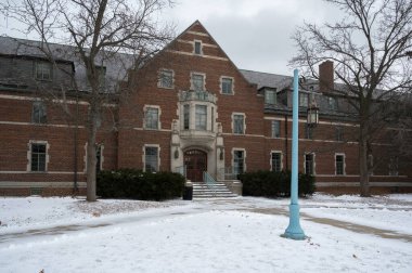 East Lansing, MI - 30 Aralık 2025: Snyder Phillips Binası, Michigan Eyalet Üniversitesi. Yüksek kalite fotoğraf