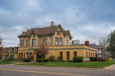 Burkhead Yeşil Kilgo Cenaze Evi. Yüksek kalite fotoğraf