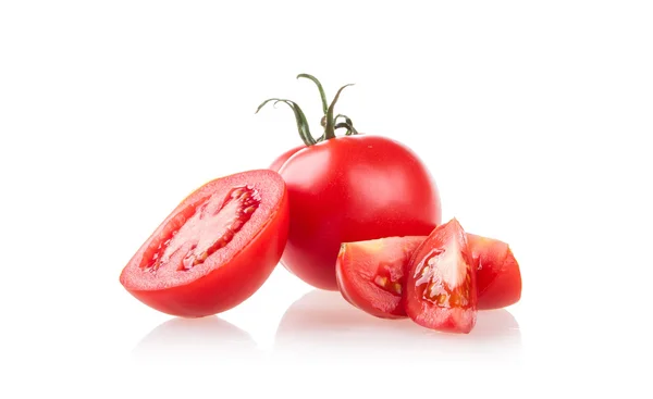 Tomates aislados sobre fondo blanco —  Fotos de Stock