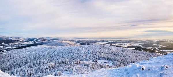 Vacker Vinter Utsikt Över Dalen — Stockfoto