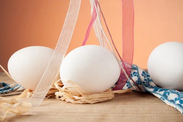 Easter eggs on a colored background — Stock Photo, Image